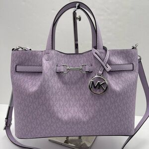 MICHAEL KORS Carson Medium Signature Logo Satchel
Light Quartz 
NWT